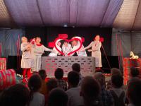 DZIEŃ DZIECKA W TEATRZE - I stopień